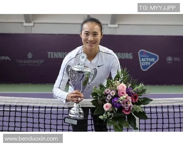 上海羽毛球队逆袭之路：从低谷到巅峰的奋斗与荣耀