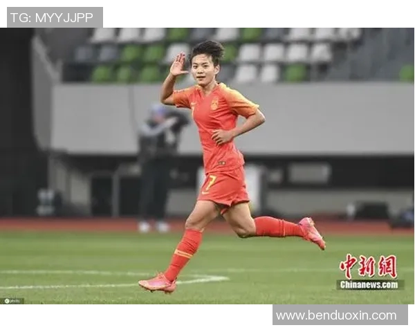 李伟的足球之路：从青涩少年到职业球员的心路历程